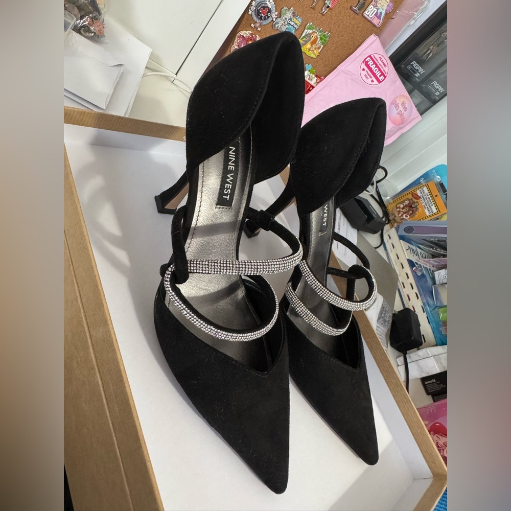Woman Nine West Heels